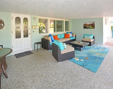 7020 Mango Avenue S - Photo Thumbnail 4