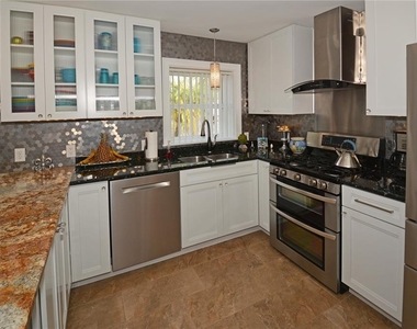 7020 Mango Avenue S - Photo Thumbnail 14