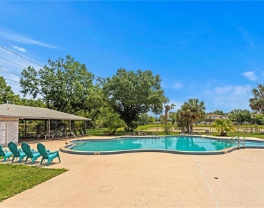 5102 Lawnton Court - Photo Thumbnail 39