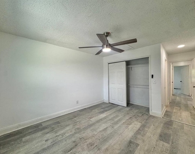 5102 Lawnton Court - Photo Thumbnail 21