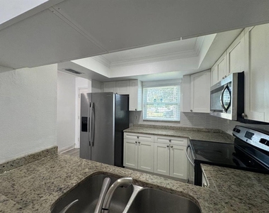 5102 Lawnton Court - Photo Thumbnail 12