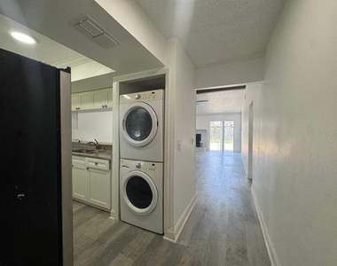 5102 Lawnton Court - Photo Thumbnail 7