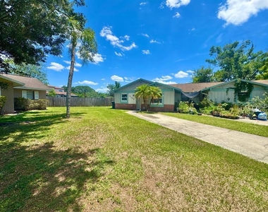 5102 Lawnton Court - Photo Thumbnail 3