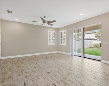 3934 Maurice Avenue - Photo Thumbnail 9