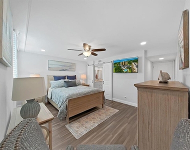 2620 Cove Cay Drive - Photo Thumbnail 23