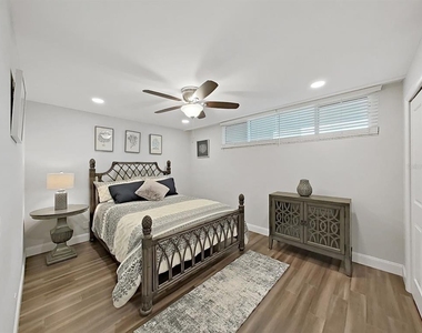 2620 Cove Cay Drive - Photo Thumbnail 17