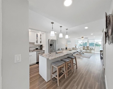2620 Cove Cay Drive - Photo Thumbnail 2