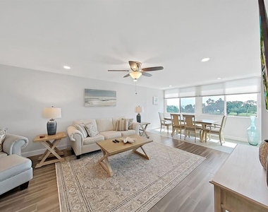 2620 Cove Cay Drive - Photo Thumbnail 8