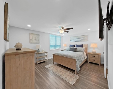 2620 Cove Cay Drive - Photo Thumbnail 22
