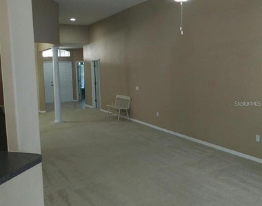 5804 Justicia Loop - Photo Thumbnail 2