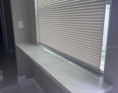 2726 Miami Terrace - Photo Thumbnail 15
