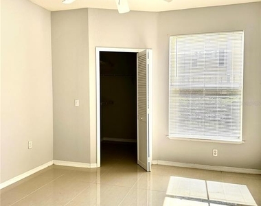 1150 Lake Shadow Circle - Photo Thumbnail 5