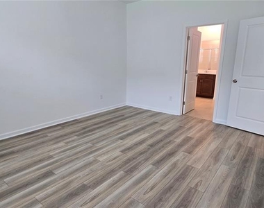 12914 Promise Place - Photo Thumbnail 17