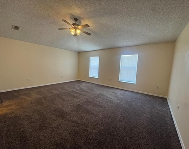 102 Flatfish Court - Photo Thumbnail 6