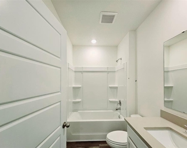 1237 Limbali Street - Photo Thumbnail 9