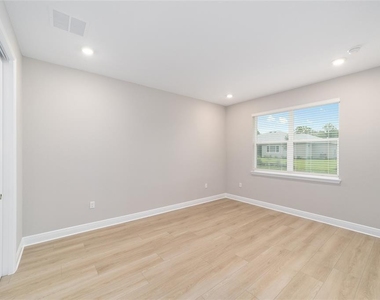 10305 Sw 105th Terrace - Photo Thumbnail 25