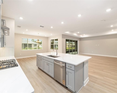 10305 Sw 105th Terrace - Photo Thumbnail 18
