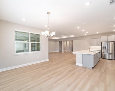 10305 Sw 105th Terrace - Photo Thumbnail 13
