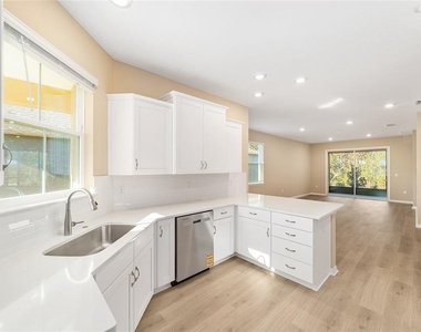 9714 Sw 108th Terrace Road - Photo Thumbnail 16