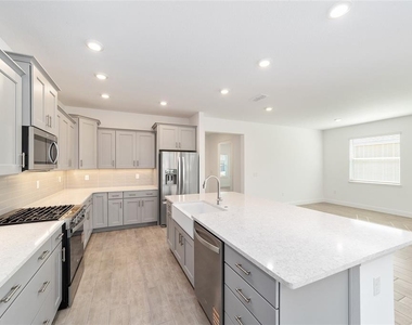 10019 Sw 106th Circle - Photo Thumbnail 14