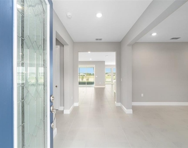 10358 Sw 105th Court - Photo Thumbnail 4