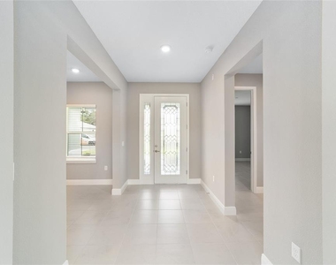 10358 Sw 105th Court - Photo Thumbnail 5