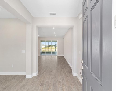 10372 Sw 105th Court - Photo Thumbnail 5