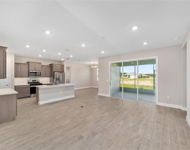 10372 Sw 105th Court - Photo Thumbnail 6