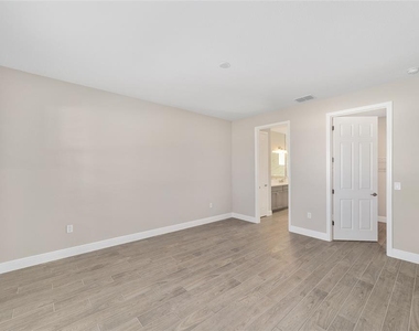 10372 Sw 105th Court - Photo Thumbnail 17