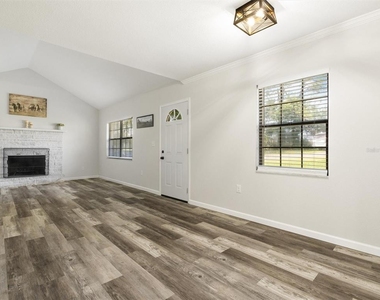 4343 Nw 80th Avenue - Photo Thumbnail 2