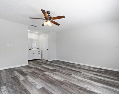 4343 Nw 80th Avenue - Photo Thumbnail 18