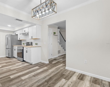 4343 Nw 80th Avenue - Photo Thumbnail 12