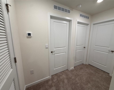 6524 Sw 82nd Loop - Photo Thumbnail 17