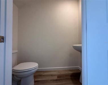 6524 Sw 82nd Loop - Photo Thumbnail 7