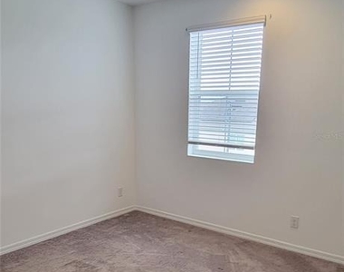 2127 Brillante Drive - Photo Thumbnail 10