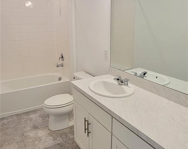 2127 Brillante Drive - Photo Thumbnail 8