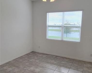 2127 Brillante Drive - Photo Thumbnail 2