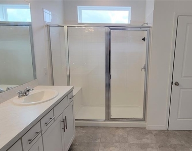 2127 Brillante Drive - Photo Thumbnail 14