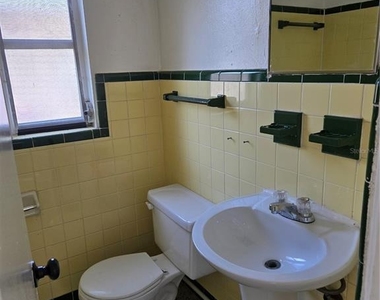 2109 S Mills Avenue - Photo Thumbnail 11