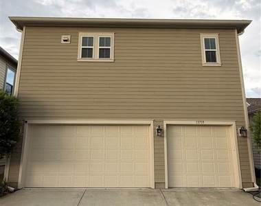 13719 Lippman Alley - Photo Thumbnail 16