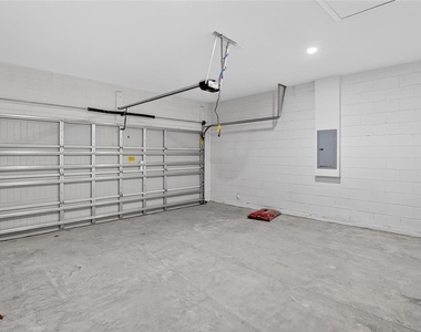 8162 N Maltese Drive - Photo Thumbnail 32