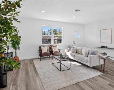8162 N Maltese Drive - Photo Thumbnail 11