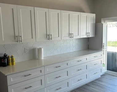 7780 Newlan Drive - Photo Thumbnail 5