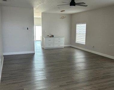 7780 Newlan Drive - Photo Thumbnail 7