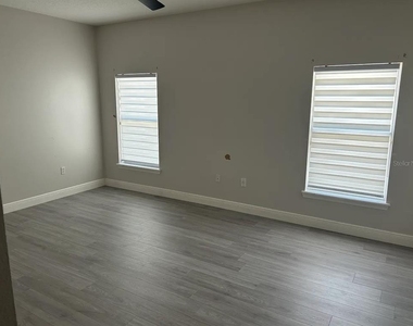 7780 Newlan Drive - Photo Thumbnail 8