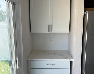 7780 Newlan Drive - Photo Thumbnail 6