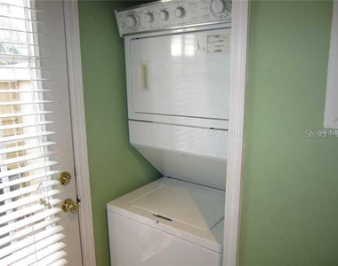 13 Silver Park Circle - Photo Thumbnail 8