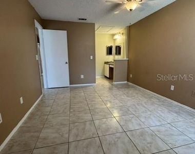 13 Silver Park Circle - Photo Thumbnail 7