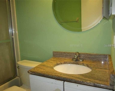 13 Silver Park Circle - Photo Thumbnail 11