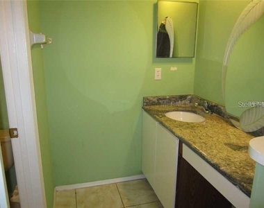 13 Silver Park Circle - Photo Thumbnail 9